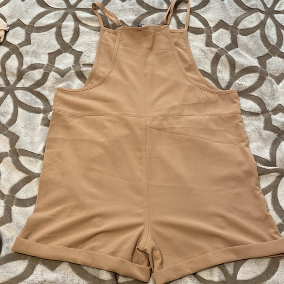 Tan overall style romper - Picture 3 of 3